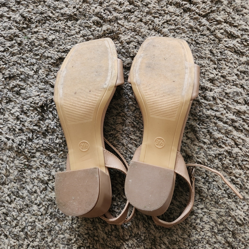 A New Day Nude Block Heels - Picture 6 of 7